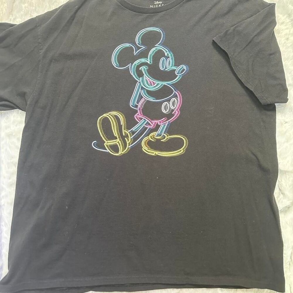 Disney Men's Black T-shirt